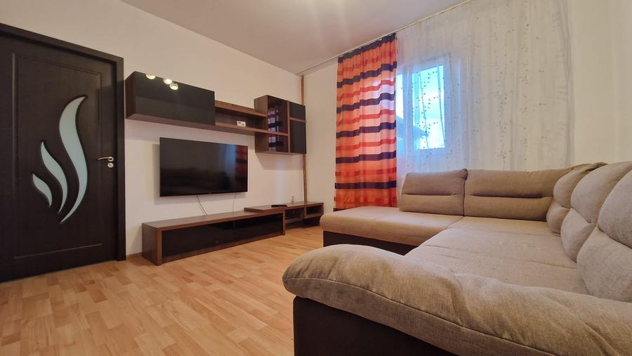 Casă individuală cu 7 camere cu Teren 420 Mp în Buturugeni