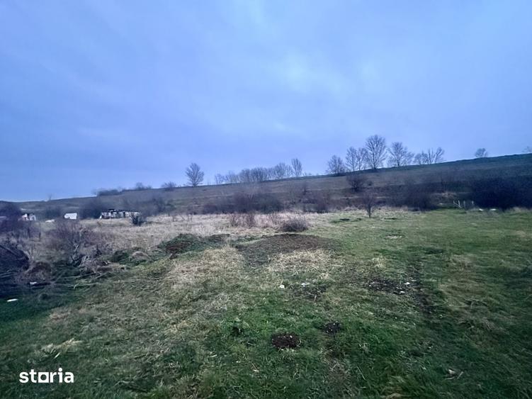 Teren de 2141 mp, în Vest