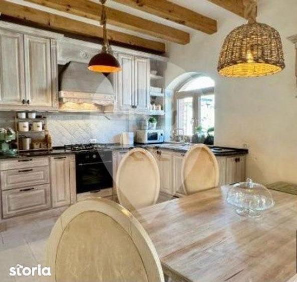Casă cu 4 camere cu Canalizare în Tractorul