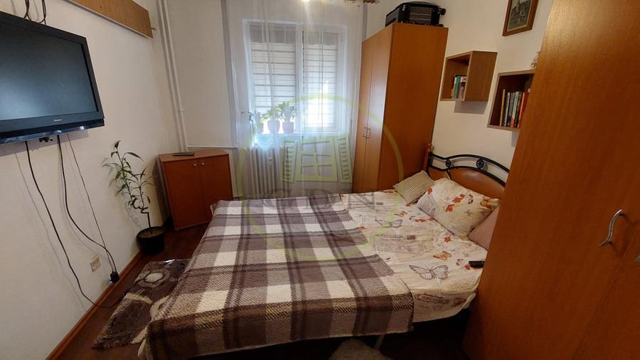 Apartament 3 camere semidecomandat, 68 mp, etajul 3, Valea Rosie, zona Scoala 42 - 3