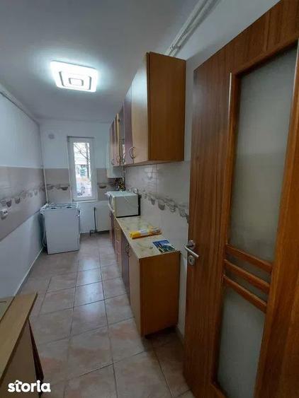 Garsonieră decomandată în Crângași