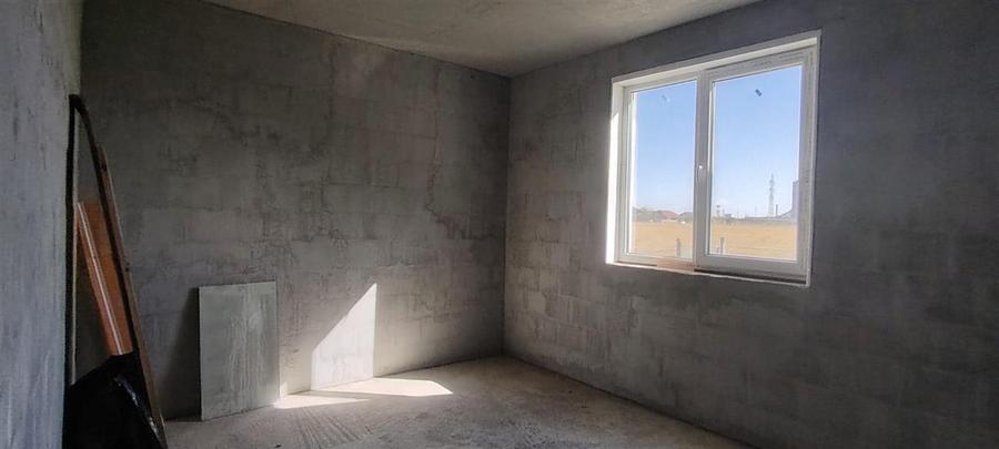 Casă cu 5 camere cu Teren 357 Mp în Episcopia Bihorului