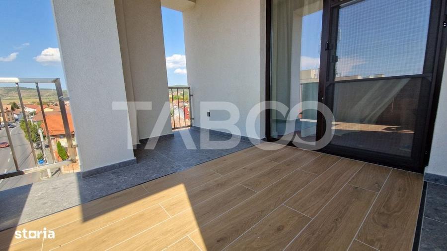 Apartament cu 3 camere decomandat în Lazaret