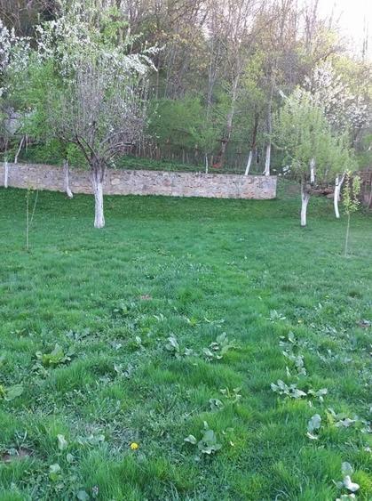 Casă cu 4 camere în Gârliște