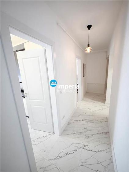 Apartament cu 3 camere decomandat în Tătărași