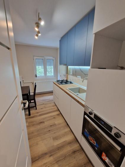 Apartament cu 2 camere decomandat în Decebal
