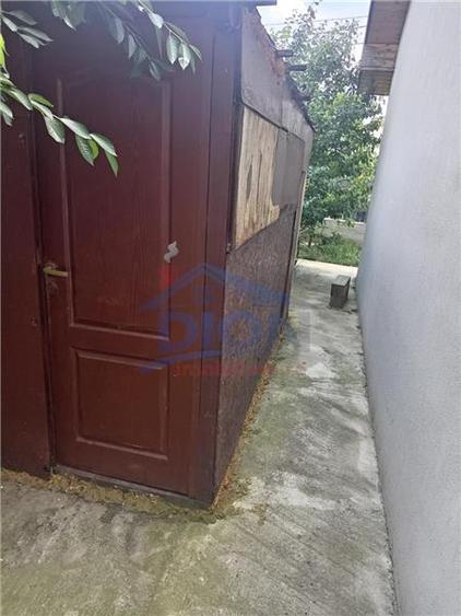 Casă individuală cu 3 camere cu Teren 183 Mp în Chitila