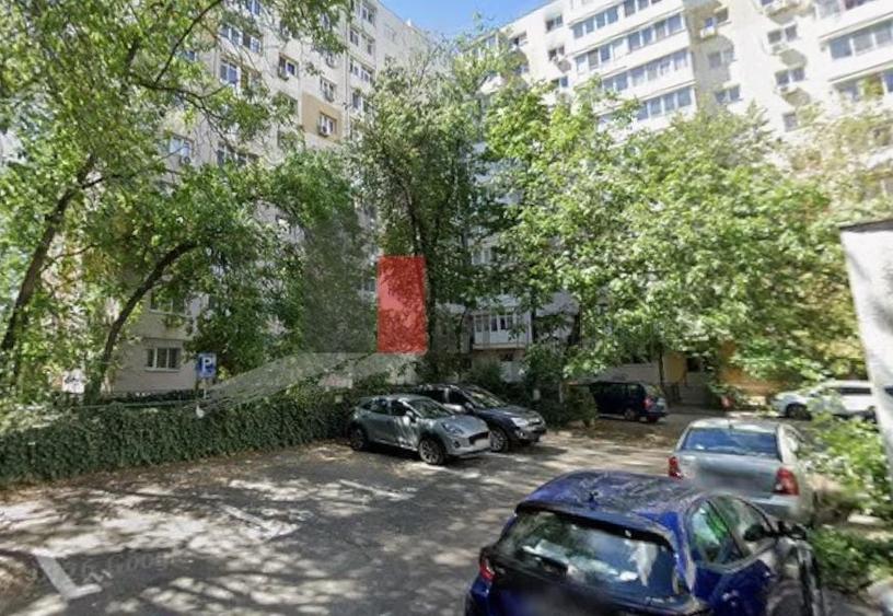 Garsonieră decomandată în Câmpia Libertății