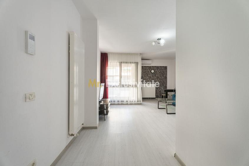 Apartament cu 2 camere decomandat, mobilat în Central
