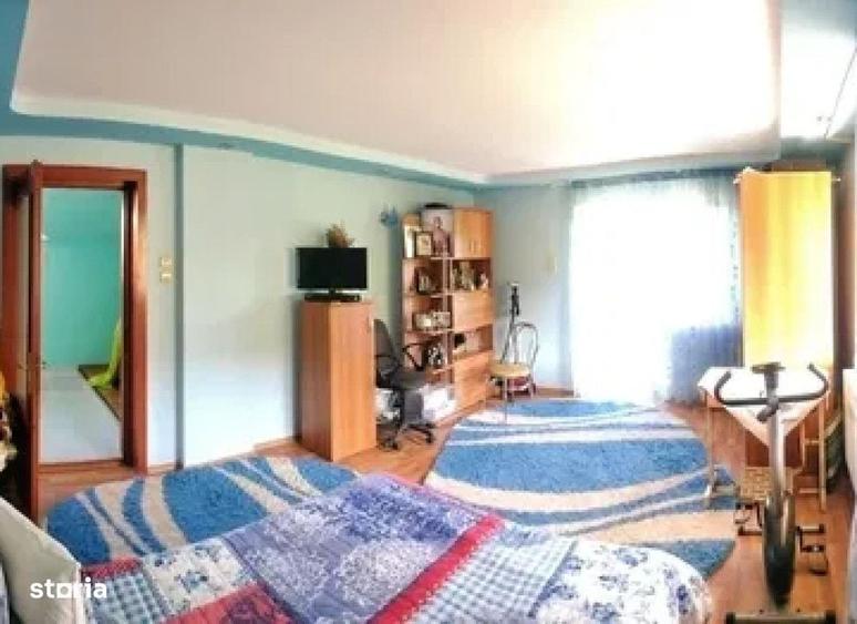 Casă cu 3 camere în Alexandru cel Bun