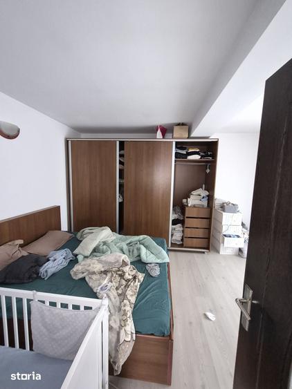 Apartament cu 3 camere decomandat în Valea Lupului