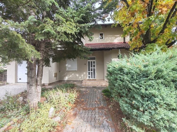 Casă individuală cu 5 camere cu Piscina în Corbeanca