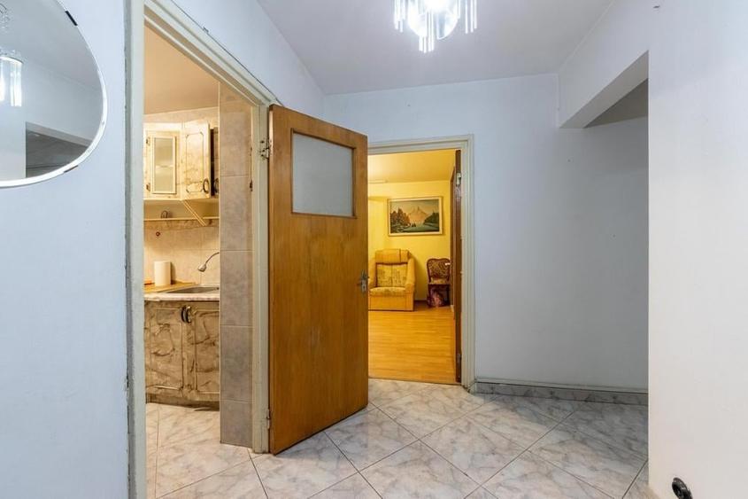 Apartament cu 3 camere în Rahova