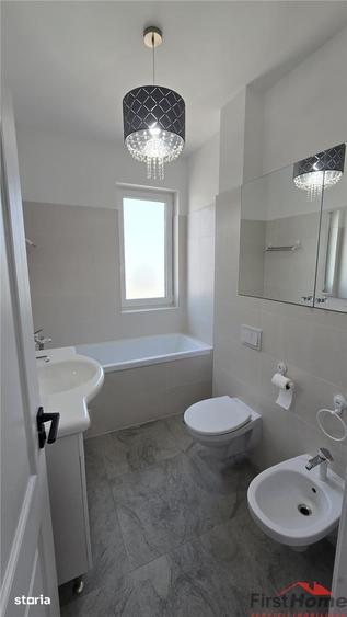Apartament cu 3 camere, mobilat în Sud