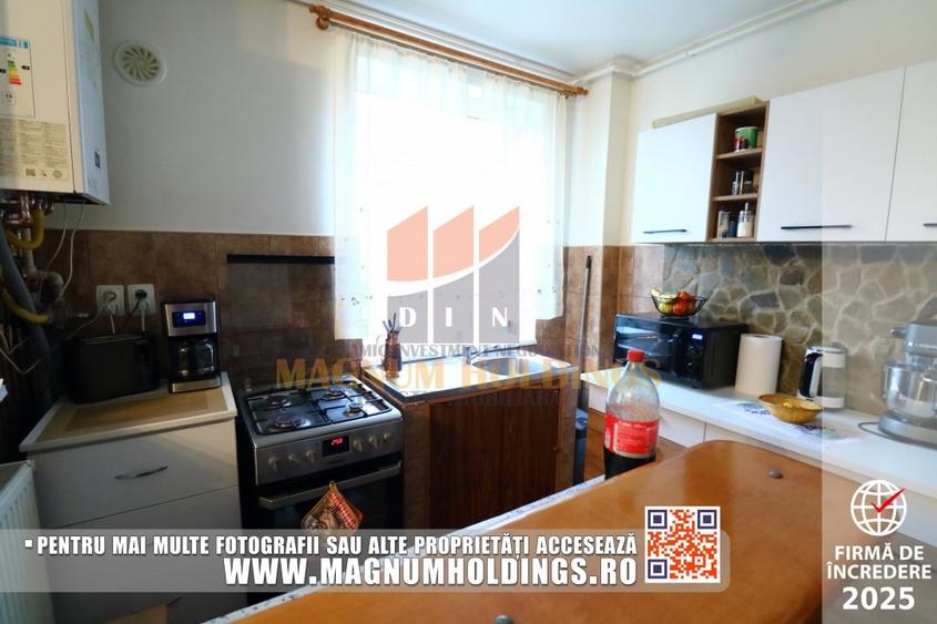Apartament cu 3 camere semidecomandat, mobilat în Mărășești