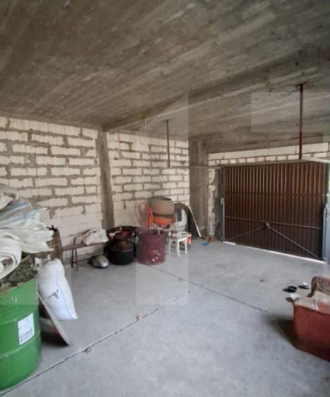 Casă cu 4 camere cu Teren 582 Mp în Teslui