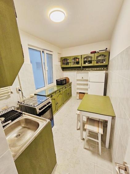 Apartament cu 2 camere decomandat în Cantemir