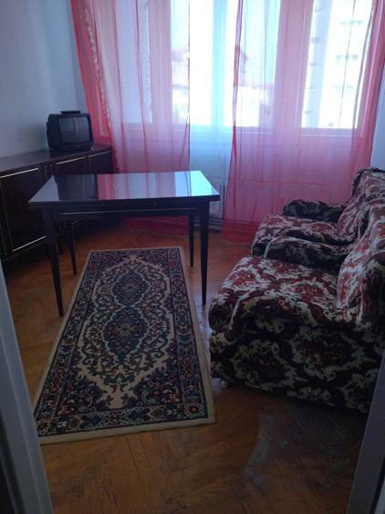 Apartament cu 2 camere decomandat în Exterior Vest