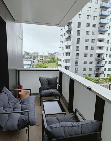 Apartament cu 3 camere decomandat în Pipera