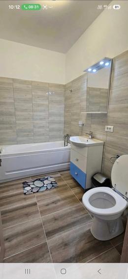 Garsonieră decomandată în Apărătorii Patriei