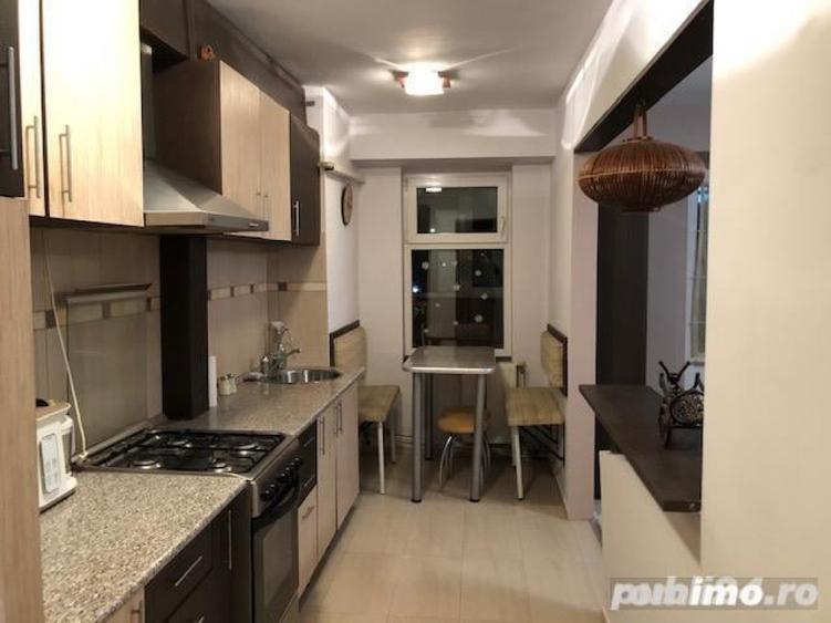 Apartament cu 2 camere decomandat în Sala Palatului