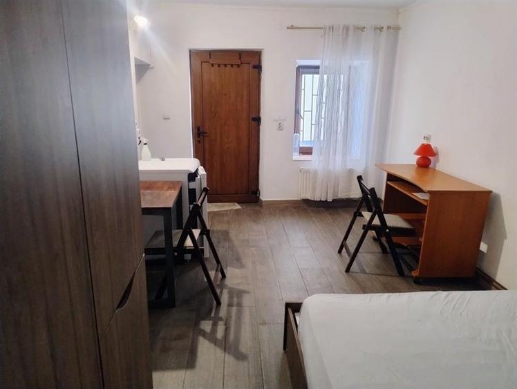 Garsonieră nedecomandată, mobilată în Central