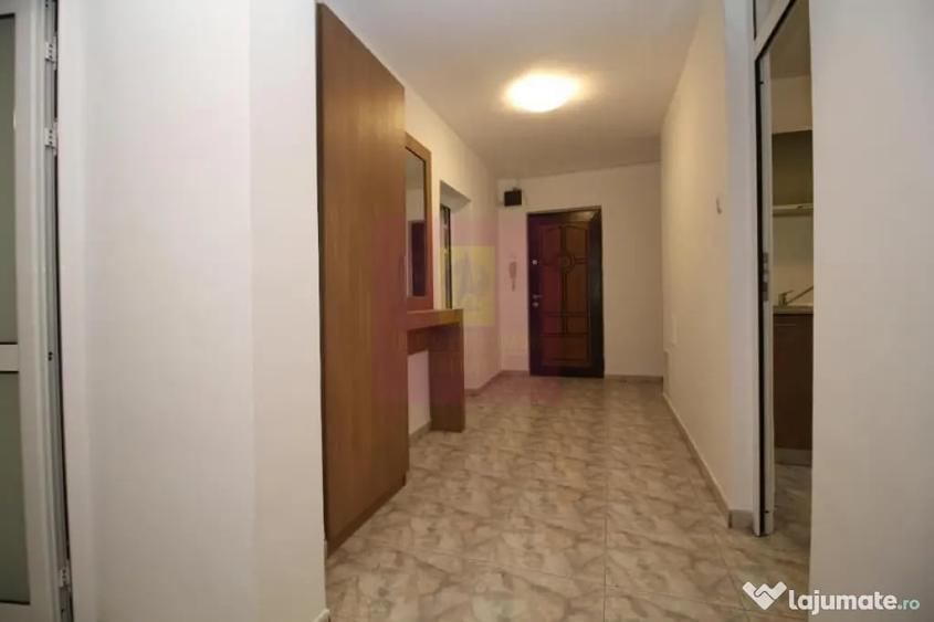 Apartament cu 3 camere de vanzare Decebal adiacent - 9