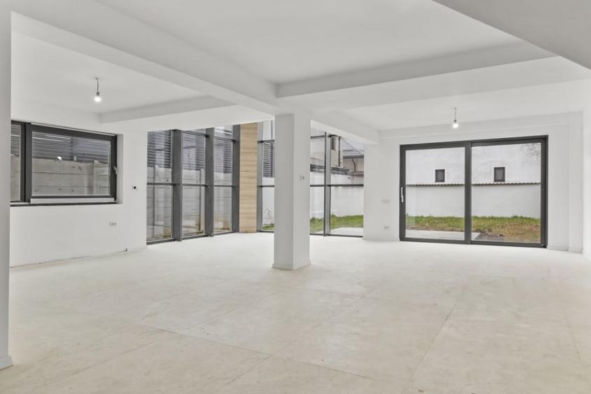 Duplex cu 6 camere cu Canalizare în Pipera