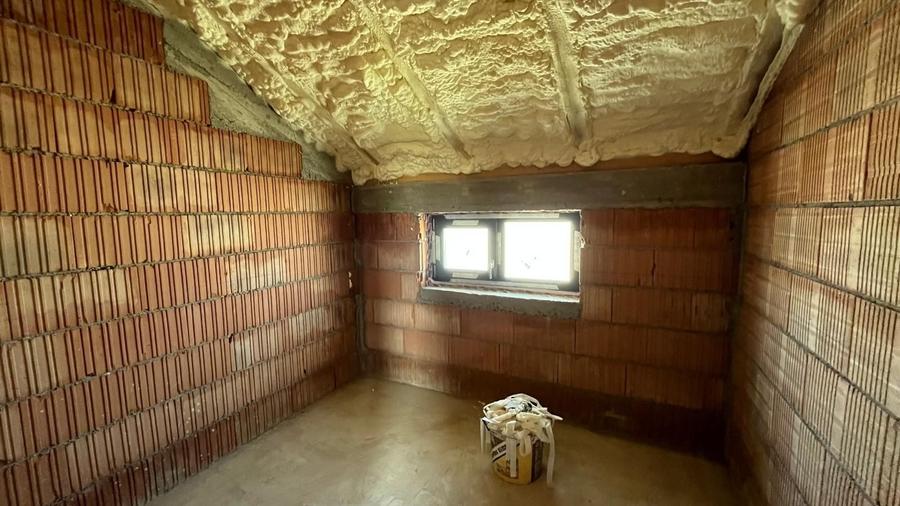 Duplex cu 3 camere cu Canalizare în Moșnița Nouă