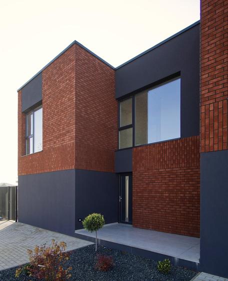 Duplex cu 4 camere cu Canalizare în Exterior Nord