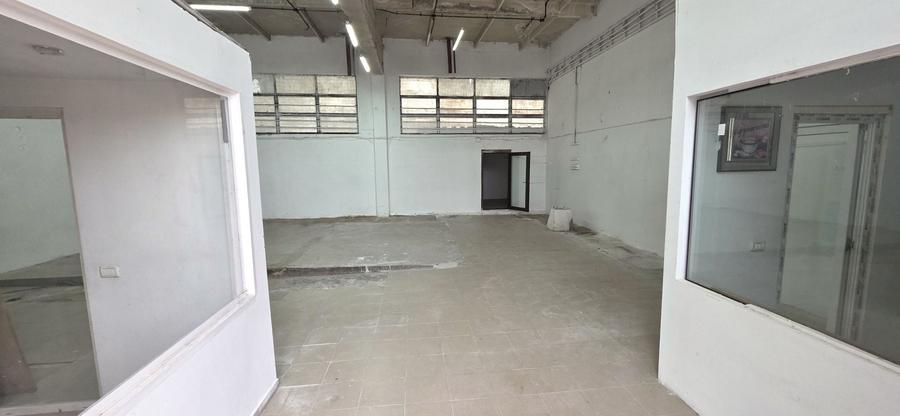 Spațiu industrial, de 140 mp, în Industriilor