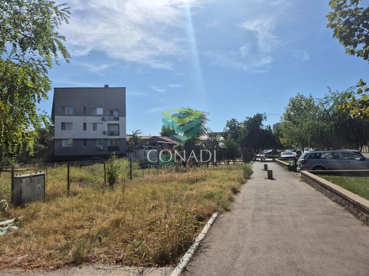 Garsonieră nedecomandată, mobilată în Apărătorii Patriei
