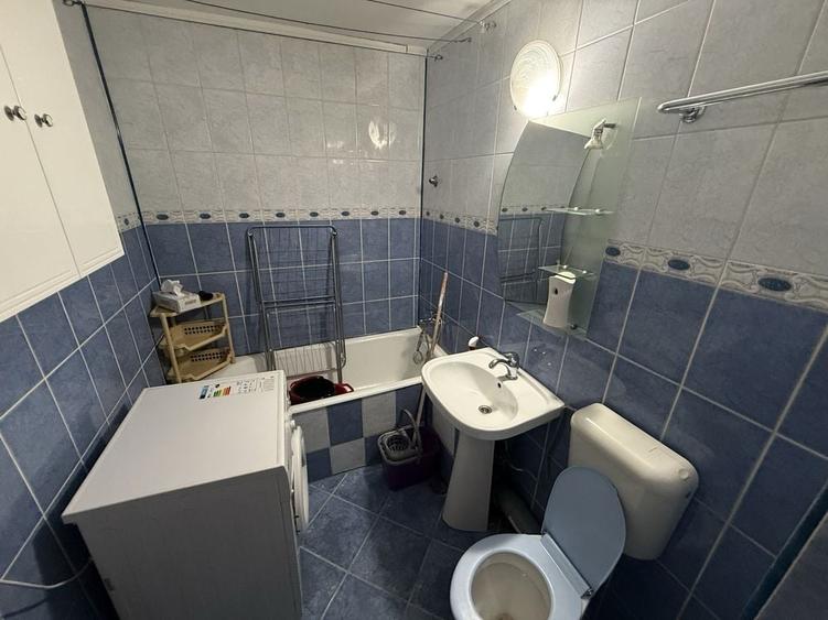 Apartament cu 2 camere decomandat în Burdujeni