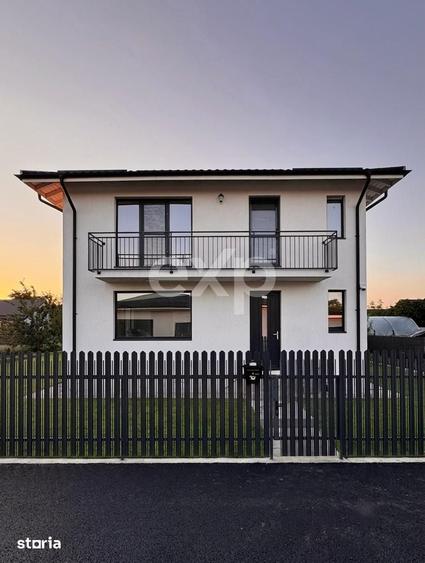 Casă cu 5 camere cu Teren 350 Mp în Ulmi