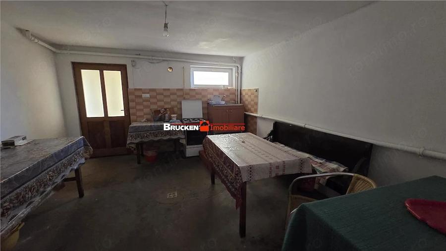 Casă cu 6 camere în Central