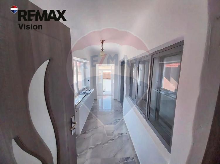 Casă individuală cu 4 camere cu Teren 284 Mp în Brestei