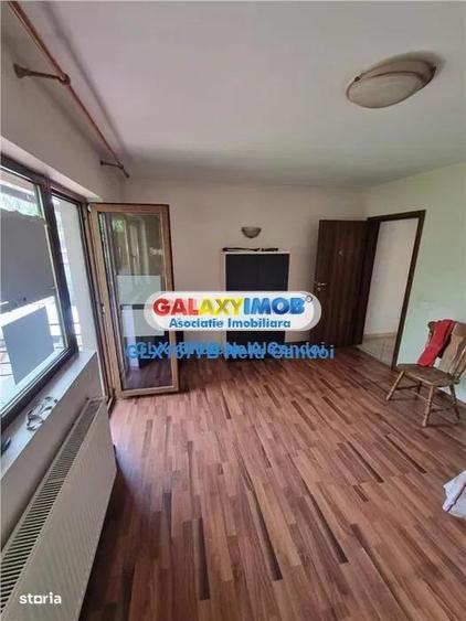 Apartament cu 2 camere semidecomandat, mobilat în 13 Septembrie