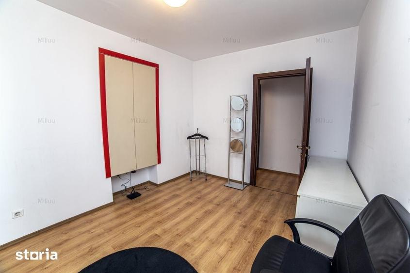 Apartament cu 3 camere semidecomandat în Militari