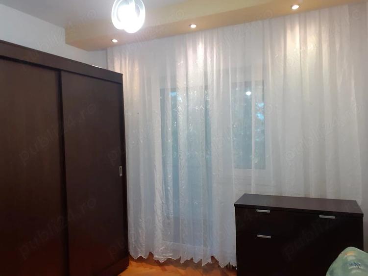 Apartament cu 3 camere semidecomandat în Ultracentral