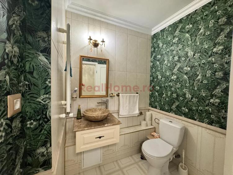 Apartament cu 2 camere decomandat, mobilat în Universitate