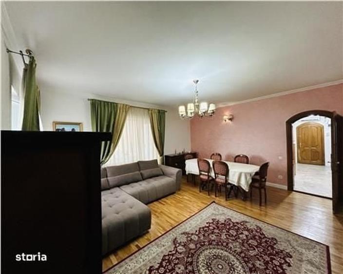 Apartament cu 3 camere în Central