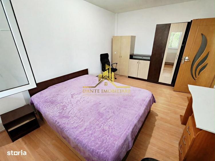 Garsonieră decomandată în Borhanci