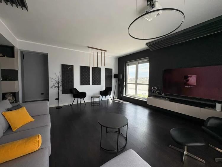 Apartament cu 3 camere decomandat, mobilat în Dobroești