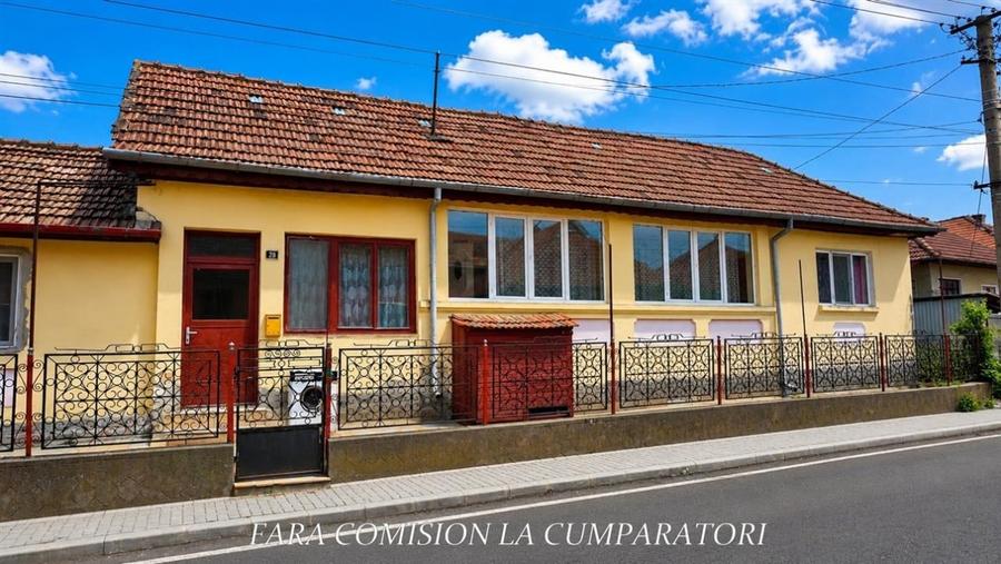 Casă individuală cu 3 camere cu Canalizare în Călimănești