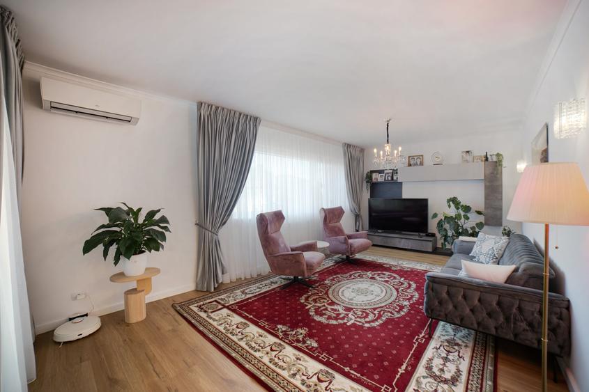 Apartament cu 2 camere semidecomandat, mobilat în Pipera