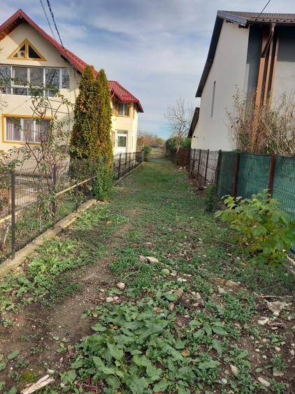 Teren Construcții intravilan de 1332 mp, în Poștei - Bucov