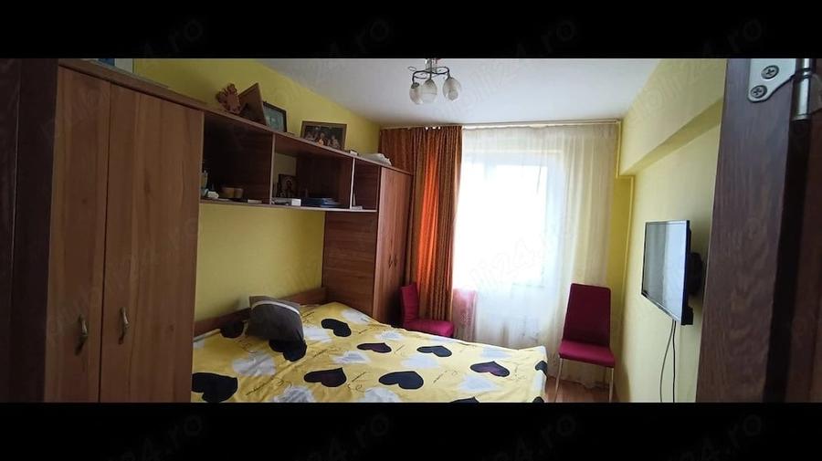 Apartament cu 3 camere decomandat, mobilat în Colentina