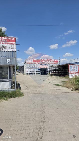 Spațiu comercial, de 1,080 mp, în Central
