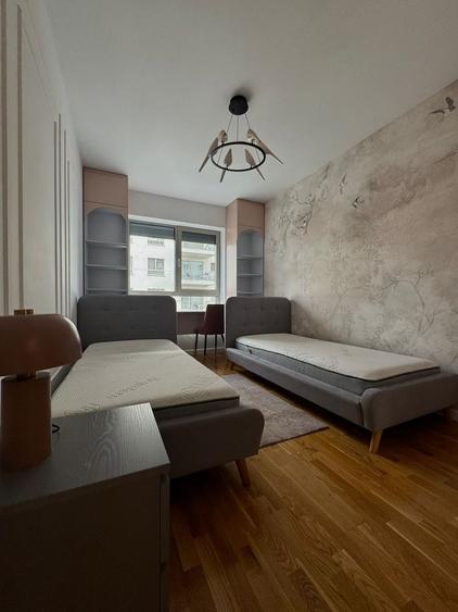 Apartament cu 3 camere decomandat, mobilat în 1 Mai