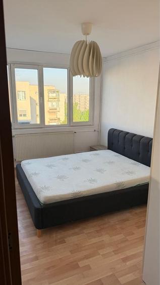 Apartament cu 2 camere decomandat în Drumul Taberei